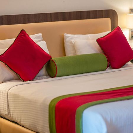โฮเต็ล เมราเดน ลา โอเอซิส Hotel อันจูนา ภายนอก รูปภาพ