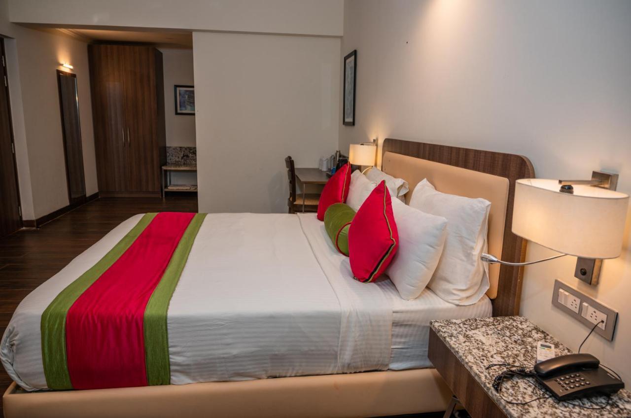 โฮเต็ล เมราเดน ลา โอเอซิส Hotel อันจูนา ภายนอก รูปภาพ
