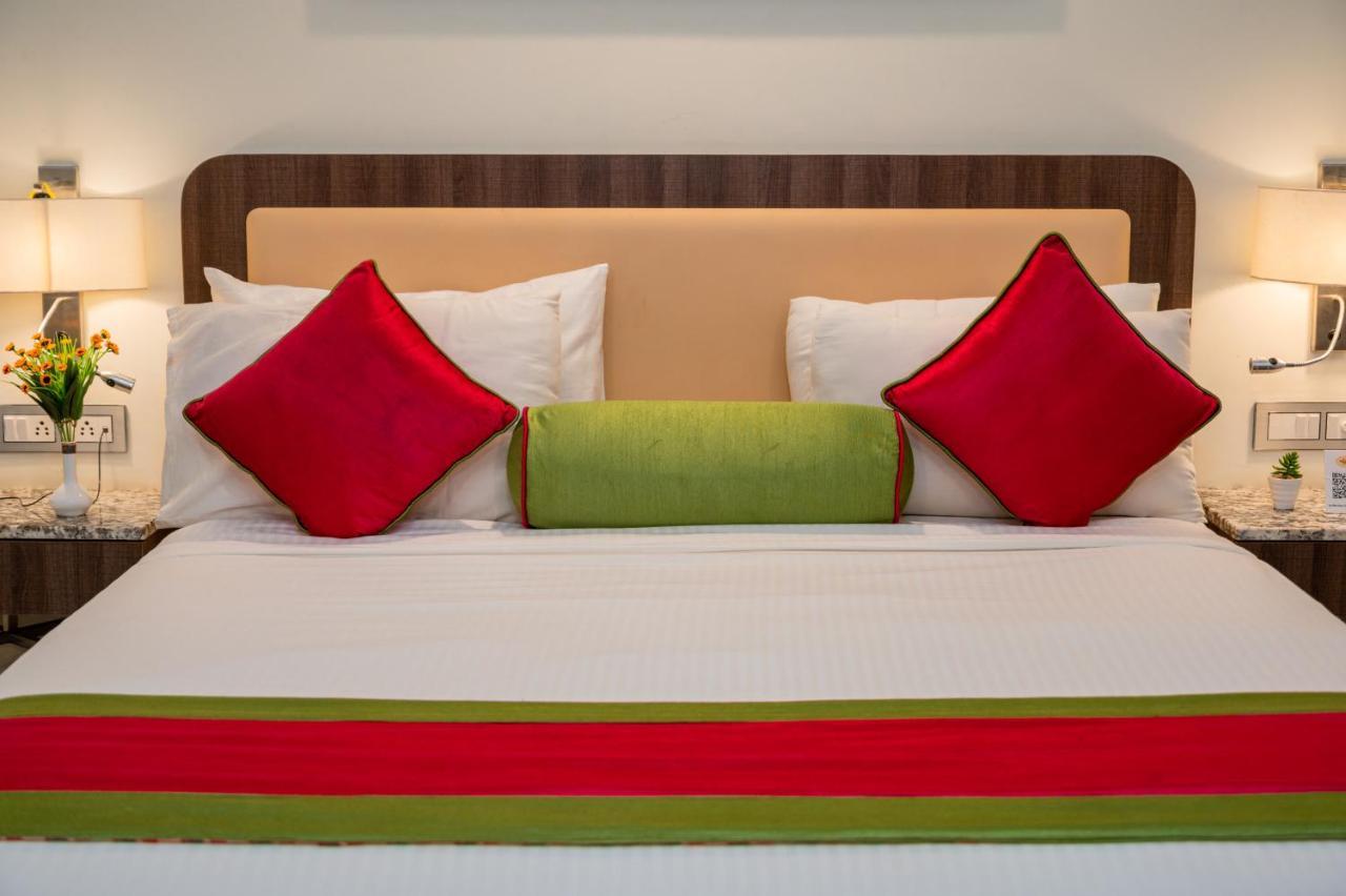 โฮเต็ล เมราเดน ลา โอเอซิส Hotel อันจูนา ภายนอก รูปภาพ
