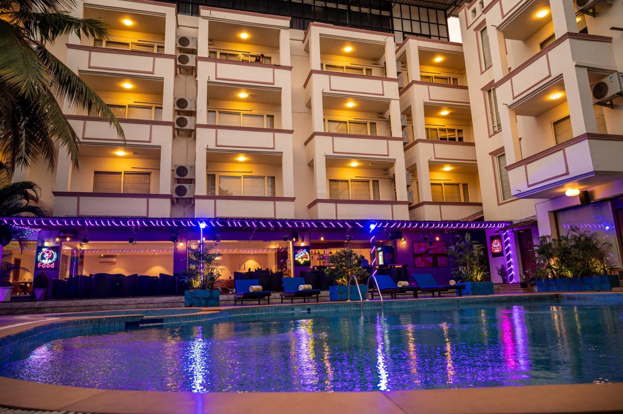 โฮเต็ล เมราเดน ลา โอเอซิส Hotel อันจูนา ภายนอก รูปภาพ